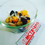 分解が早くて蓄積されにくく、美容と健康に良いと言われてるMCTオイル。ミックスビーンズと玉ねぎのマスタードマリネでお試しさせていただきました♪ミックスビーンズとみじん切りにした玉ねぎを、粒マス&hellip;のInstagram画像