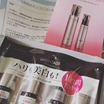 こないだのとは別のモニターさせていただけることになって今使ってるブライトエイジ🙍&zwj;♀️💓製薬会社の第一三共さんが出してるものらしくて、とろみのある化粧水がすぅーっと肌に入っていくのが実感できて保湿&hellip;のInstagram画像