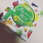 ●フルーツ青汁●今まで、飲んでいた青汁とは味が全く違ってました。個人的な感想としては、フルーツ青汁の好きですね🍏🍎 青汁好きな人は、一度試してみて下さいね！#yuw&hellip;のInstagram画像