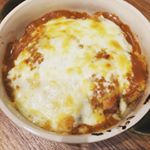 お土産でいただいた五島うどんの美味しさに感動した次の日、モニター当選した「五島の鯛で出汁をとったなんにでもあうカレー」が届きました✨まずはそのままでいただいて、また別の日に焼きカレーにアレ&hellip;のInstagram画像