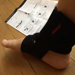 エイダーアキレス腱サポーター使ってみました。ここ最近、息子の体重が重くなり、抱っこがきつくて足にきてましたが、少し楽になった気がします。#aider #monipla #aider_fanのInstagram画像