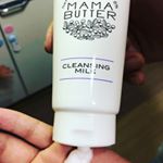 モニターでミルククレンジング&洗顔のママバターを頂いたので早速試してみました！ミルクのクレンジングは使った事ないし、しかもオーガニック(^^)オイル系は洗っても落ちていない気がして又洗顔をして&hellip;のInstagram画像