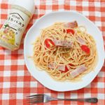 トマトカルボナーラ🍅・#ピエトロ さんの #おうちパスタ #カルボナーラ のモニターをさせていただきました。・まずはそのまま食べてみたい！と思ったので、つまみ食いをした後トマトジュース&hellip;のInstagram画像
