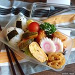 ・・Today's lunch box・・こんばんは・・プレミアムドームランチボックスをモニターさせていただきます・・✔️ごま塩こにぎり✔️たく&hellip;のInstagram画像