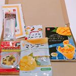 ☺︎やっと作れた♡マンゴープリン🍮甘酸っぱいマンゴーソースが美味しー😆簡単で美味しいってのが一番最高✨ドライマンゴーもスティック状になってて食べやすい👍🏻さて、タピオカはどうや&hellip;のInstagram画像