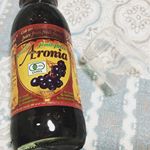 #ポリフェノール と#アントシアニン をブルベリーの5倍含有した#アロニア果汁だよ🌸🌸ポリフェノールが多いため活性酸素を消去する抗酸化力が高く、若さを保つ効果があるとされ、東欧諸国では#メディカル&hellip;のInstagram画像