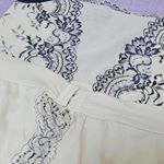 谷間メイクするスリーアップキャミソールを試してみました🙆&zwj;♀️.普段着ている下着の上から付けるだけのシンプルな着方のインナーサポーター。.３重構造のパワーネットで寄せ上げをサポートして&hellip;のInstagram画像