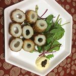 美味しい竹輪。まずはそのままおつまみで食し、少し残しといたのを休日のランチのほうとうに入れてみた。キチキチした食感が良い。今夜は、オーソドックスにきゅうりなんぞ詰めていただこうか。&hellip;のInstagram画像