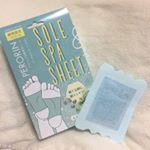 .ペロリン 足裏樹液シートユーカリミントの香り.貼って寝るだけの簡単ケアで足裏からリフレッシュします🌿私は歩きすぎて疲れた足に貼って寝ましたが次の日にはしっかりリフレッシュ&hellip;のInstagram画像