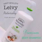 レイヴィーのプレミアムボディシャンプーシルクアミノ1300ml✨..厳選された保湿成分ゴートミルク、アルガンオイル、シアバターを配合🎵..ミルク・オイル・バターの&hellip;のInstagram画像