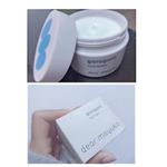 UVケア商品からスキンケア商品まで幅広く扱ってる「dear mayuko」さんのハンドクリーム✨本当にいい匂いだし(*&acute;ー｀*)肌に浸透してしっとりさせてくれるんだけど、ベタベタ感は全然ないの&hellip;のInstagram画像