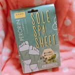 「ペロリン 足裏樹液シートユーカリミント」スッキリとした香りですがツンとくることもなくリフレッシュできる香りでした。起きると樹液シートが茶色に変わっており見た目でしっかり&hellip;のInstagram画像