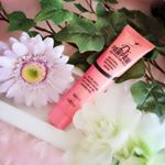 ＊＊これ、めっちゃ便利(๑&bull;&omega;&bull;๑)♡＊＊1本で、チーク😛💓アイシャドー😛💓リップ💋＊＊ぜんぶできちゃう😃＊＊メイクポーチが軽くなる😊❤️＊&hellip;のInstagram画像