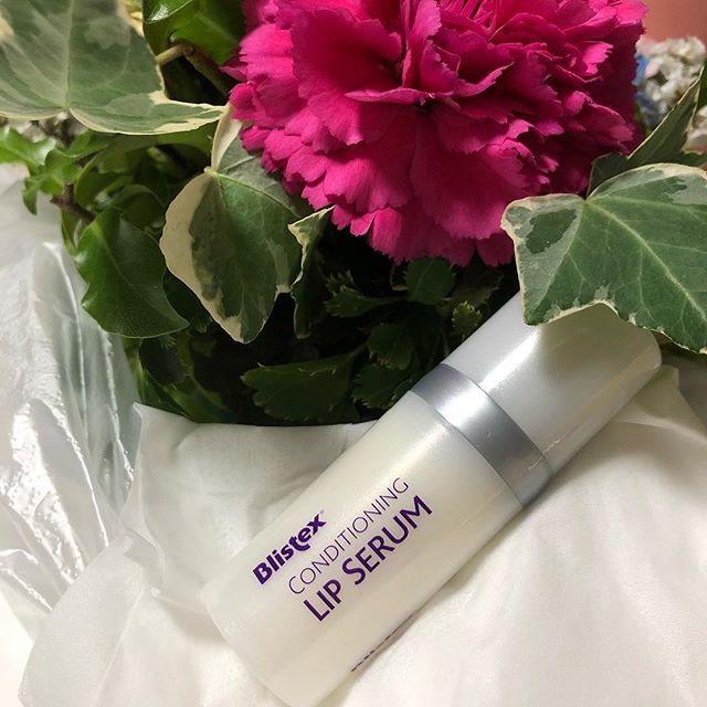 口コミ投稿：#blistex  初体験♪ リップセラムって言葉に惹かれた。珍しいポンプタイプ。唇💋に載せ…