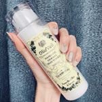 1度は使ってみたかった、オイルイン化粧水💞．🔸ナノオイルハーバルスキントナー🔸オイルイン化粧水198ml．ボトルの可愛さが良いですよね😍💞オイルイン化粧水ってべたつくイメージだ&hellip;のInstagram画像