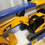 #はたらくくるま #ブルーダー #ブルーダー #はたらくくるま #おもちゃ #monipla #jobinternational_fan#モニプラ #大はしゃぎ かなりリアルなしろもので、説明&hellip;のInstagram画像