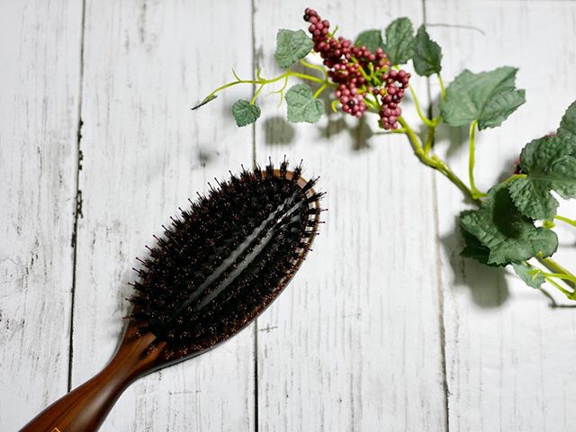 口コミ投稿：.▶︎ラ・カスタ ヘッドスパブラシ◀︎「ラ・カスタ」のシャンプー&トリートメントを先日…