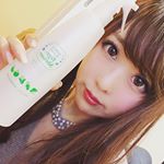 イオンの力で野菜の汚れや農薬をはがし落とすベジシャワー！野菜用の洗剤だけど安心に使えるのも嬉しい✨💖純粋と炭酸カリウムなので安全！なのにキッチン用具にもシュッシュできて除菌できるところがありがたい&hellip;のInstagram画像