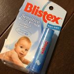 空気が乾燥してきましたね😅唇かっさかさ💦だからコレ使ってます❣️#ブリステックス  #センシティブ  #Blistex #Blistexsensitive #敏感肌用リップ  #敏感肌 #リッ&hellip;のInstagram画像