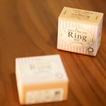 レンズアップル様よりモニターのお試しさせていただきました。ウェイブワンデーリングというカラコンなのですが、14.0mmと割と大きいサイズなのに意外とバレないで盛れるという♡笑仕事も&hellip;のInstagram画像