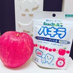 歯磨き後の親子習慣食後のおやつとして、歯磨き後のご褒美にも1〜3粒をあげています。ほんのりリンゴ味で子どもは大好きです。#ハキラ #ビーンスターク #オーラルケア #歯磨き嫌い #ごほうび&hellip;のInstagram画像