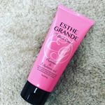 #エステグランデさんの#マッサージクリームを3週間ほど使わせて頂きました❤!! もともと太ももと二の腕が少しぽっちゃり系な私です。夏には半袖にはなれず必ず1枚羽織って腕をかくしてい&hellip;のInstagram画像