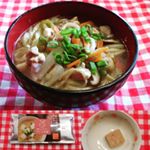 ABCクッキングスタジオレシピで、あんかけうどんを作りました。お出汁は、まることキューブだしを使用しているので短時間で本格的な出汁の聞いたお野菜たっぷりのおいしいうどんの出来上がり。さすがお料&hellip;のInstagram画像