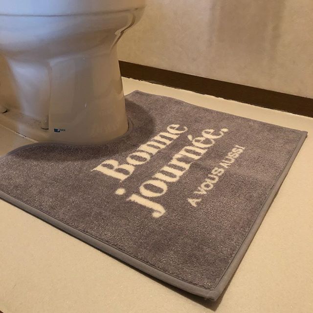 口コミ投稿：モノトーンでどんなトイレにも合う🚽#juliawebstore #トイレマット #monipla #juliawe…