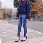 #ANDJ の 中空糸ハイウエストスキニーデニムパンツでコーデしてみました💓.わたしが履いたのはユーズドブルーのMサイズ✨短めのニットトップスにぴったり合う！.軽くて柔らかい履き心&hellip;のInstagram画像