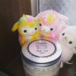 アンバスのバスソルト容器の蓋２～３杯分湯船に入れて１０分も浸かると大量の汗がでてスッキリするよ～身体ぽかぽか肌ツルスベ#アンバス #バスソルト #死海の塩 #monipla #amba&hellip;のInstagram画像