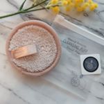 ・メイクアップリムーバー クレンジングパフをモニターさせて頂きました♪・〈商品特徴〉こちらのクレンジングパフは、お水・お湯に濡らして拭くだけでメイクや毛穴の老廃物も除去してくれる優れも&hellip;のInstagram画像