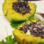 #パーティーメニュー#party #おいしいもの #アボカド #体に優しい #パーティーに行く #メイク#整形メイクみゆちゃん #整形メイクのみゆ #おすすめコスメ #神#youtuber #塗る&hellip;のInstagram画像