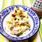 ポテトサラダ❤じゃがいも、きゅうり、ハム、ゆで卵。マヨネーズにプレーンヨーグルトを混ぜてヘルシーに。シンプルなポテトサラダにパットフッテをトッピングするだけで、ちょっぴりオシャレになり&hellip;のInstagram画像