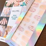 モニターさせて頂きました。シールだから簡単だし楽だけど、シールだよね😂すぐ剥がれちゃう。主婦には向かない。#NAILｓNAIL #ネイルスネイル #セルフネイル #簡単ネイル #ジェル&hellip;のInstagram画像