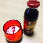 有機アロニア100%果汁かけヨーグルト.有機アロニア100%果汁を頂きました。無糖ヨーグルトにかけて頂きました！初めは少し渋みを感じましたが、食べ進めていく内に甘みを感じて無糖ヨーグル&hellip;のInstagram画像