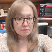 「金髪」乾燥からできる大人ニキビに【アッカノン】 で「うるおいケア」してみませんか？の投稿画像