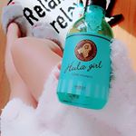 ＊ ＊ ＊フラガール💇🏼🌺.見た目もタイプ&hearts;️.#ハワイアンボタニカルハイビスカス🌺ココナッツ🥥成分配合.爽やかなジャスミンの香りだよ&hearts;️.シャンプー トリ&hellip;のInstagram画像