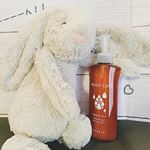 万年乾燥肌の私に﻿﻿この度ご縁がありました🐰✨﻿ハイスキン モイストジェル🤲❤️❤️﻿﻿なんとあのワセリンがジェルに‼️﻿ボディクリームが欠かせない時期ですが﻿チューブタイ&hellip;のInstagram画像