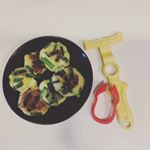 モニプラファンブログでののじ様よりポテトピーラーをいただきました❗️じゃがいもを使った料理は好きだけど、皮むきがめんどくさい&hellip;。こちらのピーラーは刃がカーブしててでこぼこじゃがいもでも使いやす&hellip;のInstagram画像