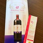 ファストザイム アルファをお試しさせていただきました！私は炭酸水で割って飲んでみました♡予想以上においしかった☺︎ これなら続けられそう！肌にも髪にも腸にもいいらしく、女性には嬉しい要&hellip;のInstagram画像