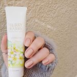 大人のハンドクリーム✧乾燥､加齢により指年輪が気になる方､手と爪のエイジングケアに｡色々と良いものが配合されてますがケラチンが入ってるのが1番の特徴｡テクスチャはかなり&hellip;のInstagram画像