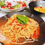 ピエトロさんの蟹と蟹みその本格パスタソースを頂きました。蟹の身も入ってるし、何より蟹みその風味がしっかりしていて、和えるだけで簡単なのに、まさに本格パスタ！！レトルトなのに美味しいなんて便利(&hellip;のInstagram画像