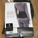 エイダーの腰サポーターを使ってみた韓国製特徴  腰内部構造に特化されたサポーター  2重サポーター方法  人体工学的なデザイン  靭帯構造と一番密着できるデザイン適用普段パンツのサ&hellip;のInstagram画像