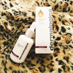 .バイオルミンCセラム30ml　￥16,000(税別).肌の自然のディフェンスシステムに着目し、肌の明るさ、滑らかさをサポートするハイパフォーマンスセラムです💆🏼&zwj;♀️✨.特徴&hellip;のInstagram画像