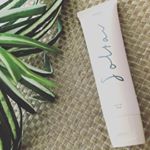 **Soltar ハーブスクラブクレイウォッシュ*ﾟ*朝出かける女性のメイクのりを良くするために開発された朝用洗顔ハーブスクラブクレイウォッシュ* 天然のホワイトクレイ&hellip;のInstagram画像