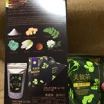 ダイエットを助けてくれそうなお茶や酵素がないか探していてみつけました🌹.✅ファストザイム エナジー.70種類以上の作物をじっくり熟成発酵させた植物性乳酸菌発酵飲料で.ブラックマ&hellip;のInstagram画像