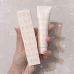 WHITE ICHIGO オーガニック テック-ハンド🍓テクスチャーは固めなんだけど馴染みが良くて、伸ばすとみずみずしい✨パッケージもシンプルだけど女の子らしくて、ポーチに入っ&hellip;のInstagram画像