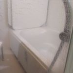 モニプラファンブログ様より頂いたスコッチブライトの「すごい鏡磨き」を使って、浴室鏡を磨いてみました〜ピカピカ✨5年以上放置したウロコ垢がキレイになくなりました💦あとはくもり&hellip;のInstagram画像