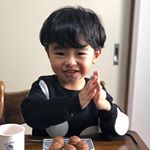 明治 さまより『アンパンマンもっちりプチホットケーキ』をお試しさせて頂きました❤️アリガトウございます😍レンジで1分半チーンするだけで出来上がり✨簡単でもっちり美味しかったよ😋💕 *&hellip;のInstagram画像