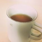 🥀ROSE TEA 5 TETRA BAGS.寒い夜にはあったかい紅茶が美味しい☕.大好きな薔薇の香りの紅茶です🌹.薔薇園に行くと、薔薇の香りを嗅ぐのが楽しみです。種類&hellip;のInstagram画像
